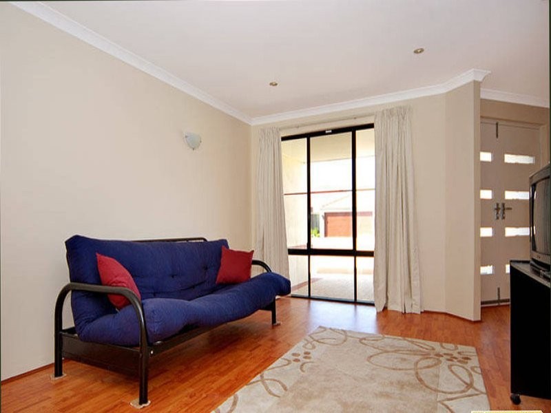 31 Beechwood Circle, Aveley WA 6069