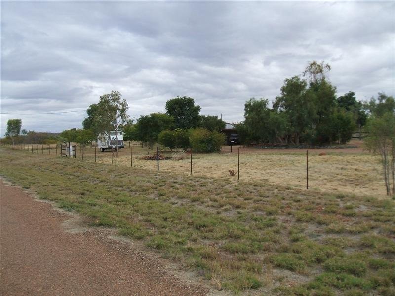 35 Breakaway Drive, Mount Isa QLD 4825