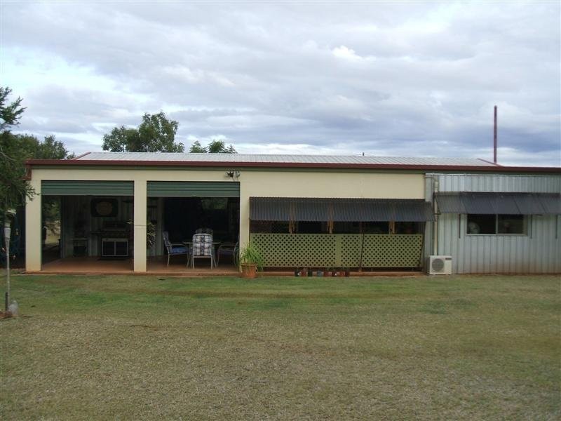 35 Breakaway Drive, Mount Isa QLD 4825