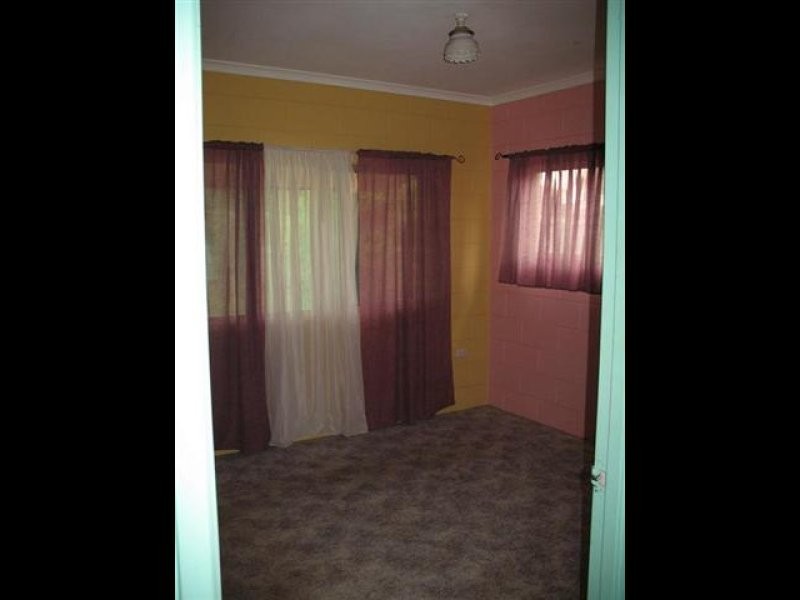 26 Emmalyn Close, Mount Isa QLD 4825