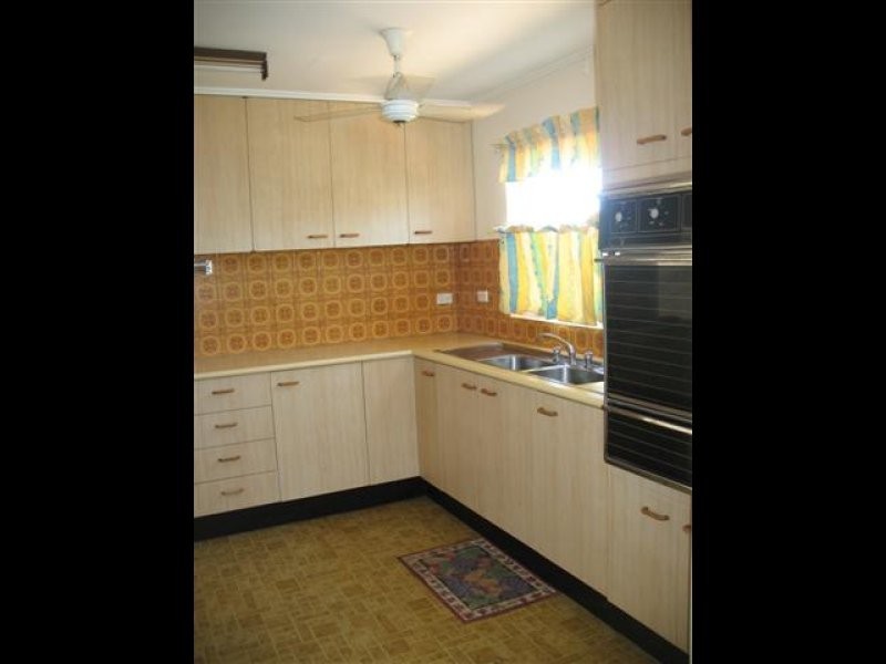 12 McCarthy, Mount Isa QLD 4825