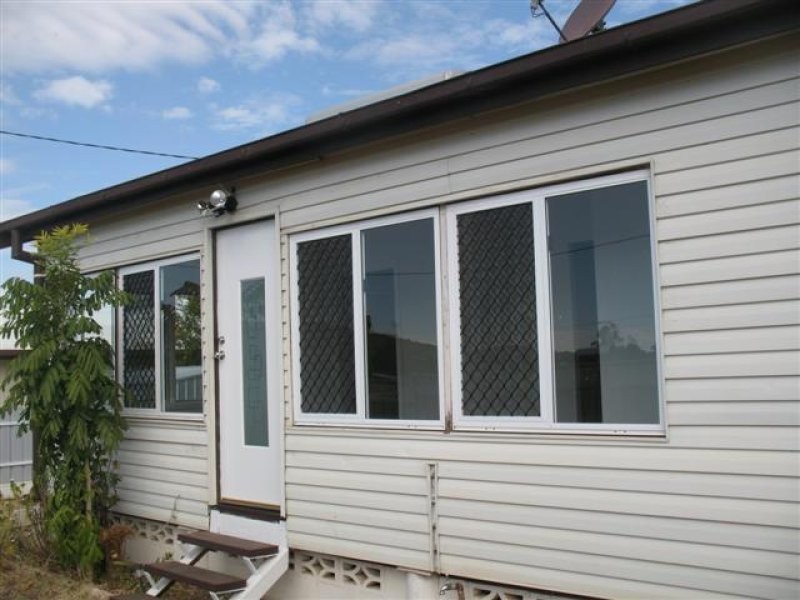 33 Short, Mount Isa QLD 4825