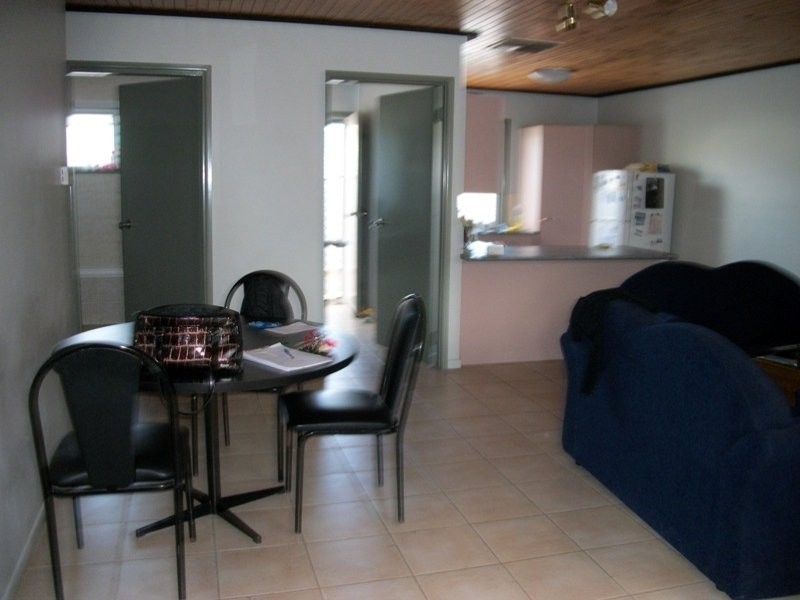 2/18 Gray Street, Mount Isa QLD 4825