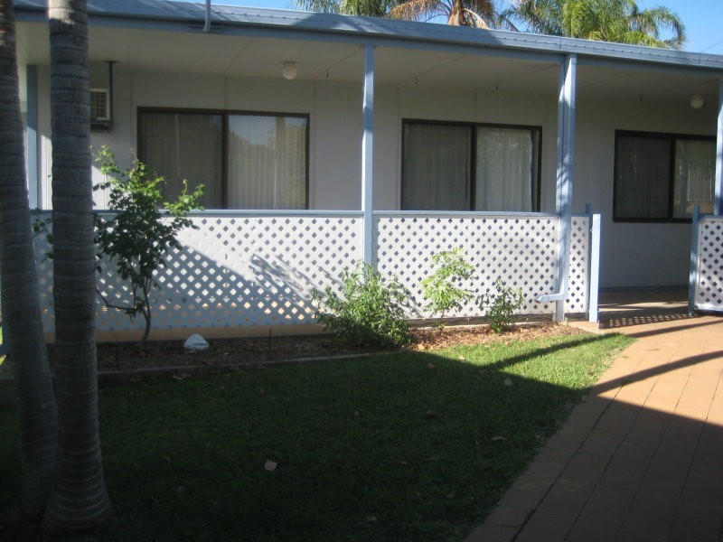 5 Sixth Ave, Mount Isa QLD 4825