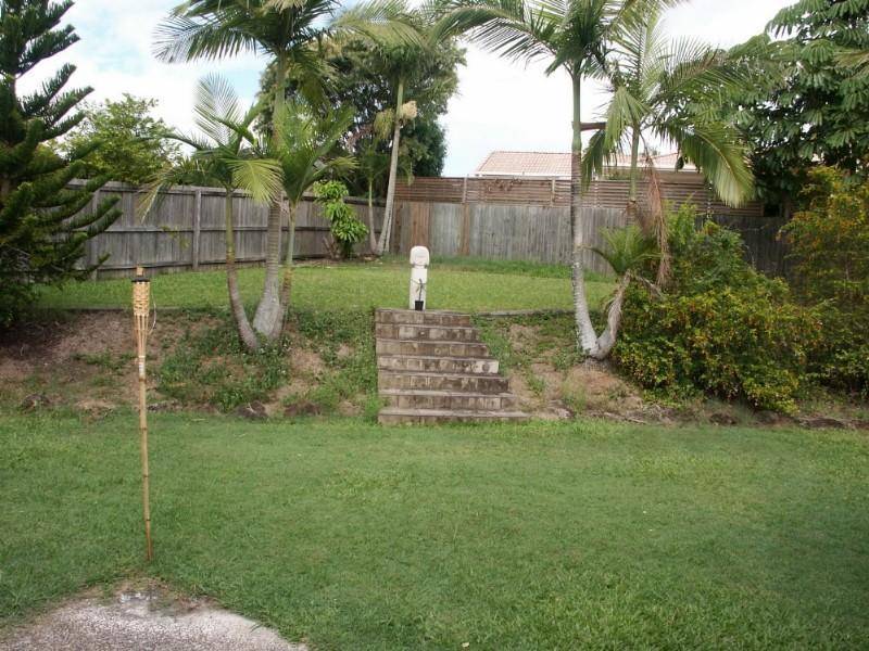 139 Wallandra Rd, Mudgeeraba QLD 4213