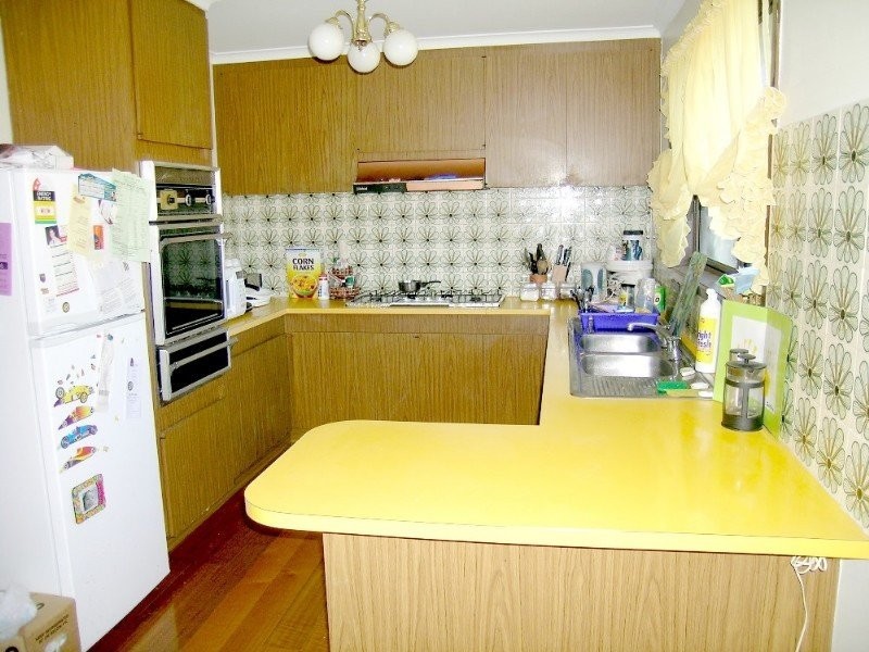 18 Exell Drive, Dandenong North VIC 3175