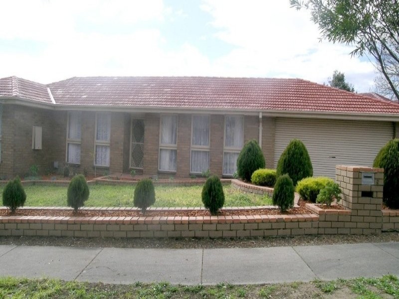 5 Landsborough Ave, Wheelers Hill VIC 3150