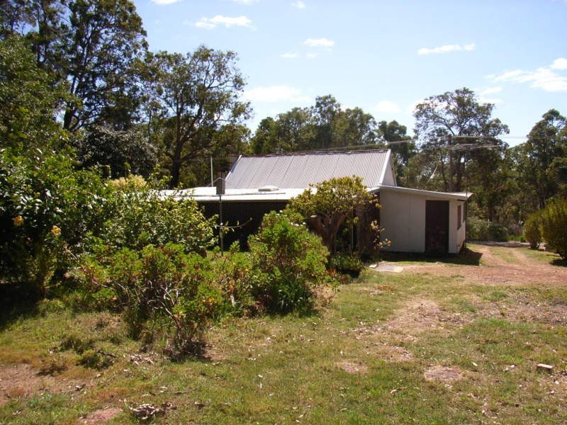 1005 Helena Terrace, Sawyers Valley WA 6074