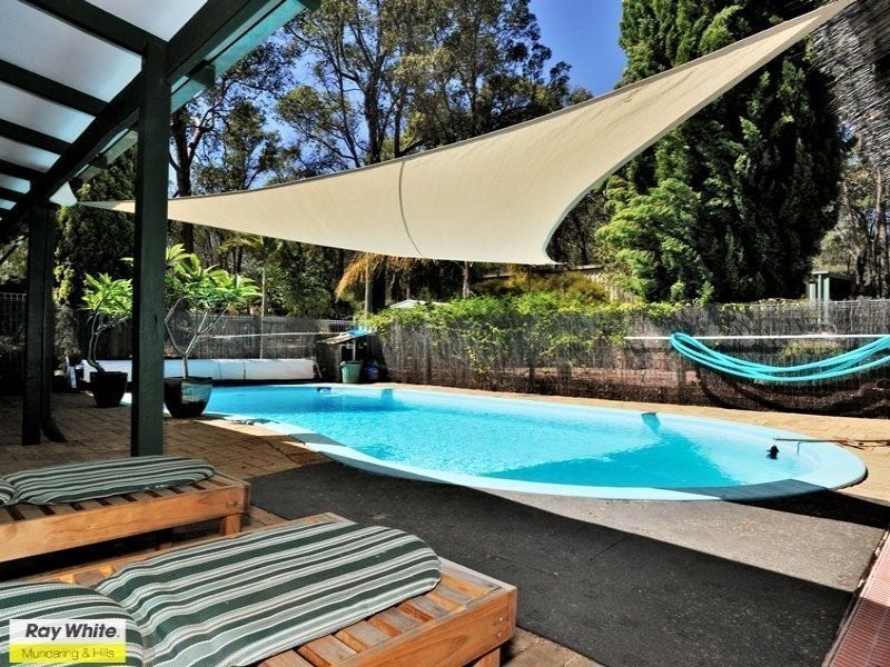 970 Lacey Road, Mundaring WA 6073
