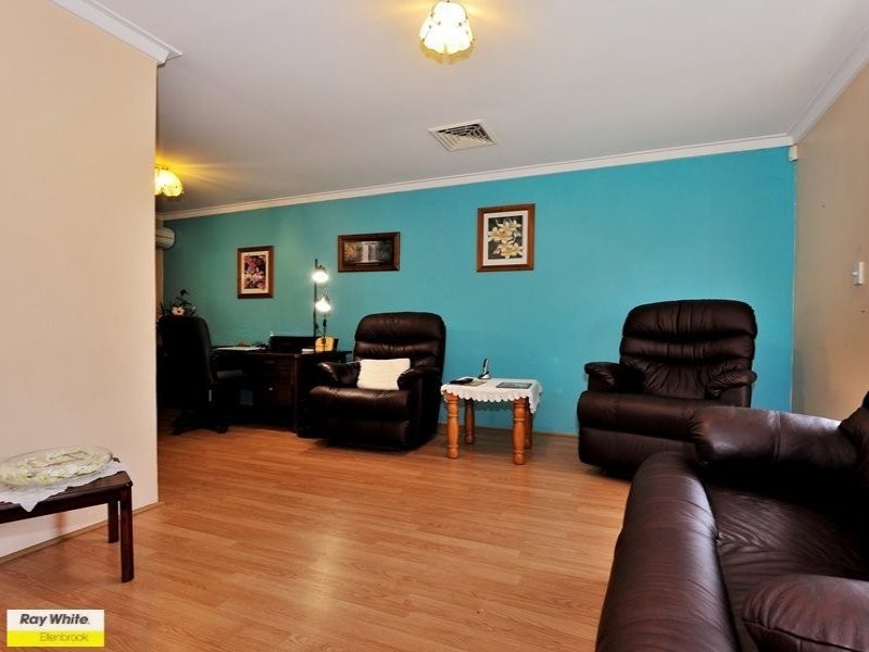 14 Scarp View, Swan View WA 6056