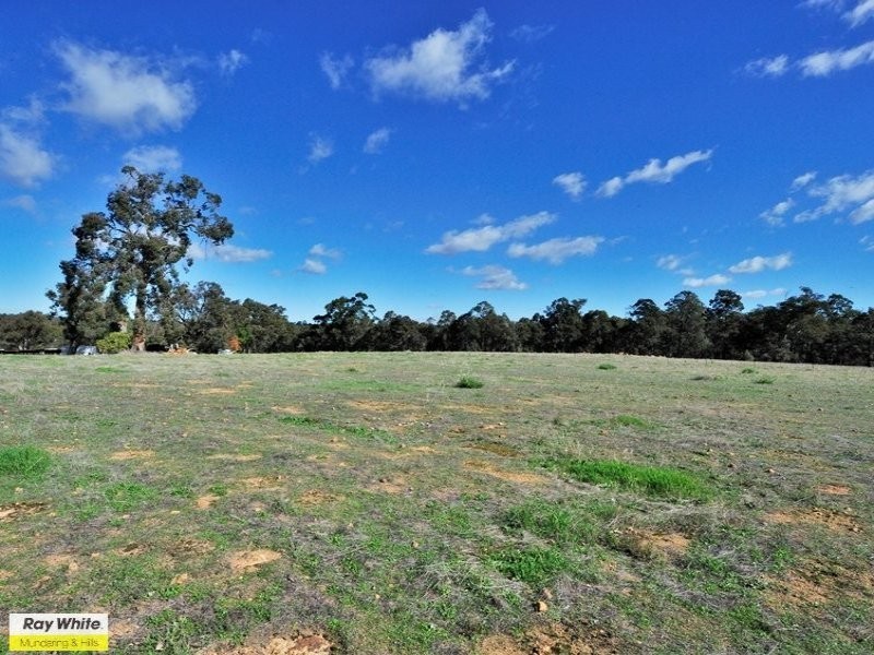 580 Goslin Street, Sawyers Valley WA 6074