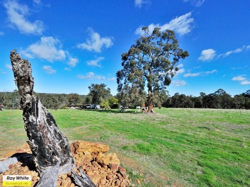 580 Goslin Street, Sawyers Valley WA 6074