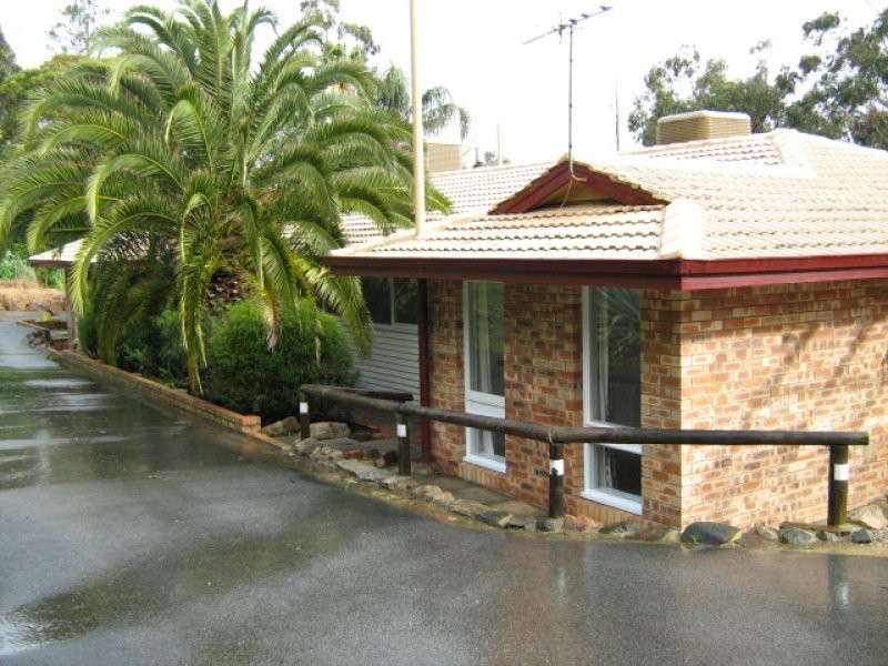 8 Leithdale Road, Darlington WA 6070