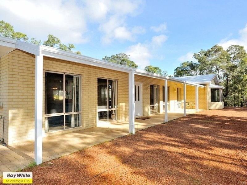 3 King Jarrah Rise, Sawyers Valley WA 6074