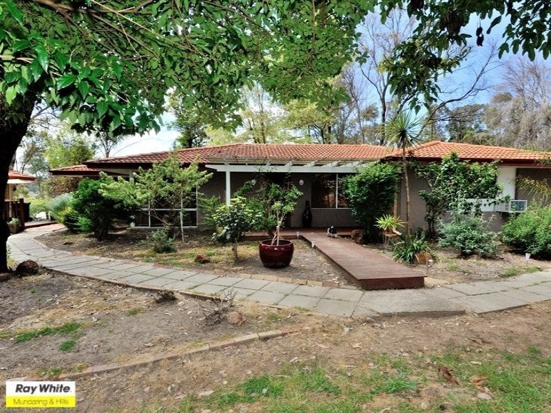 415 Traylen Road, Stoneville WA 6081