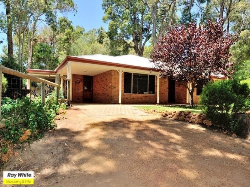 35 Cockatoo Drive, Mundaring WA 6073