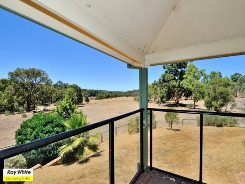 1605 McCallum Road, Mundaring WA 6073