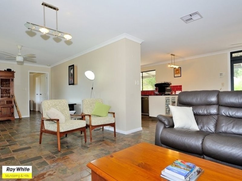 2520 Needham Road, Wooroloo WA 6558