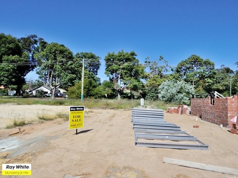 2/13 Craig Street, Mundaring WA 6073