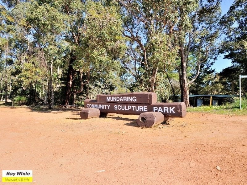 2/13 Craig Street, Mundaring WA 6073