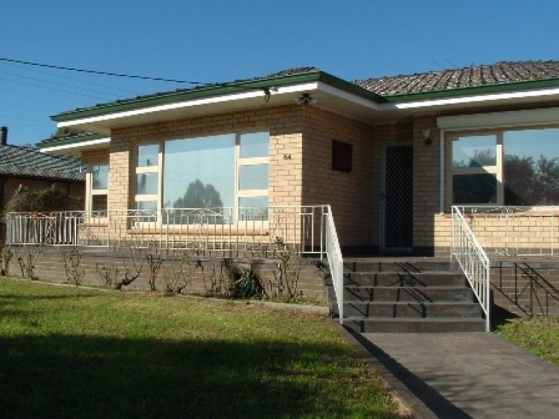 64 Amherst Road, Swan View WA 6056