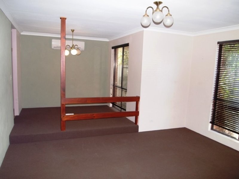 8 Quail Court, High Wycombe WA 6057