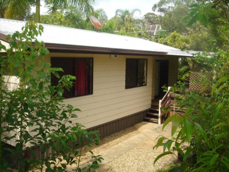 3 Dandenong St, Nambour QLD 4560