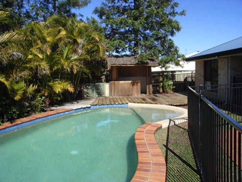 24 Starkey St, Palmwoods QLD 4555