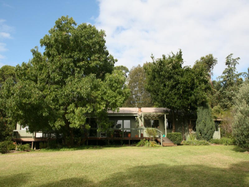 1 Hawdons Cove, Tuross Head NSW 2537