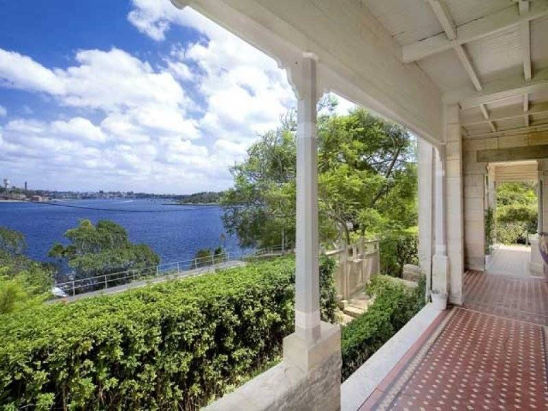 18 Mitchell Street, Greenwich NSW 2065