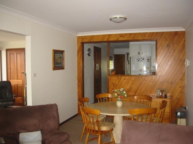 66 Cuthbert Drive, Mount Warrigal NSW 2528