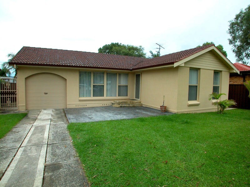 12 Gumnut Street, Albion Park Rail NSW 2527
