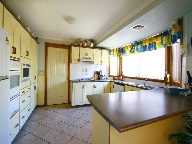 16 Merimbula Close, Flinders NSW 2529