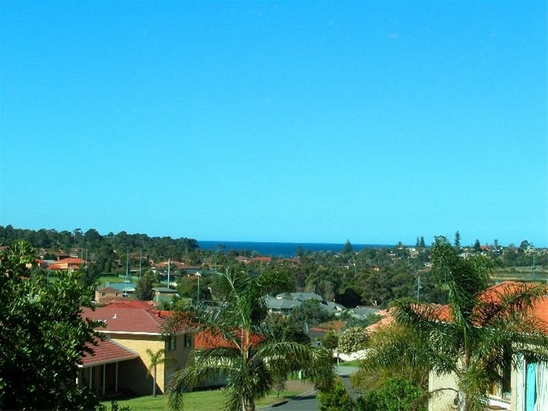 16 Merimbula Close, Flinders NSW 2529