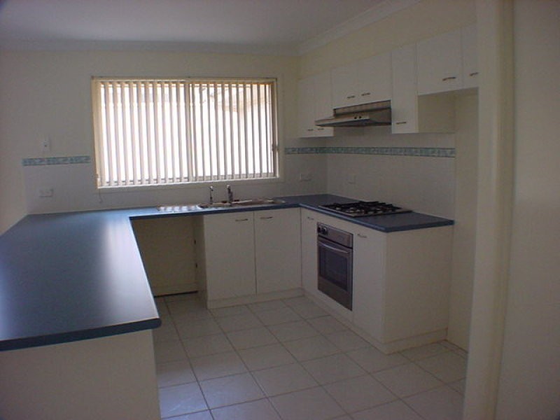 6 Parkinson Street, Shell Cove NSW 2529