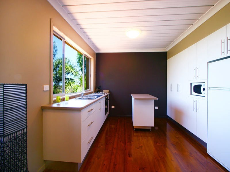 23 Matthews Drive, Mount Warrigal NSW 2528