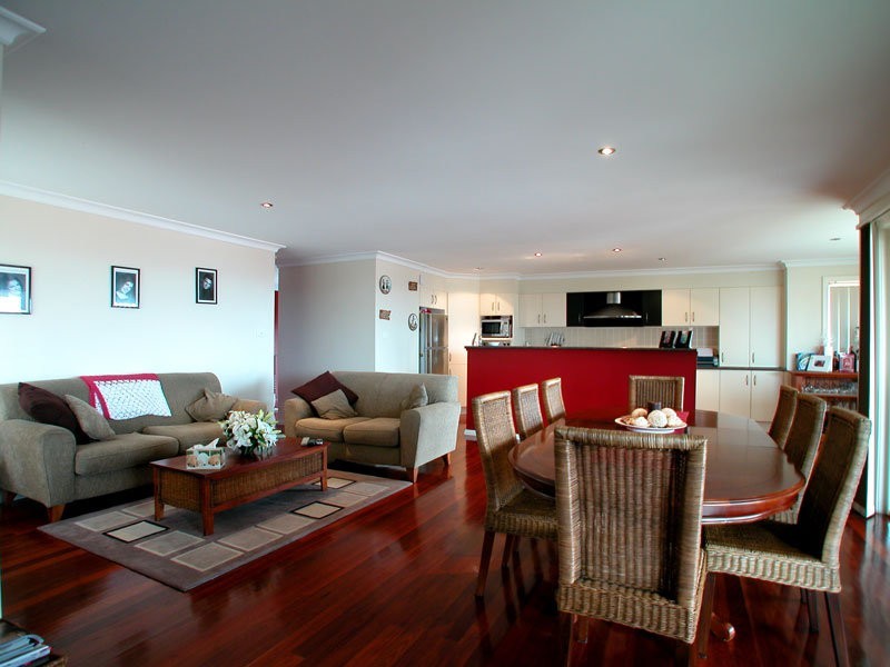 7 Dunk Avenue, Shell Cove NSW 2529