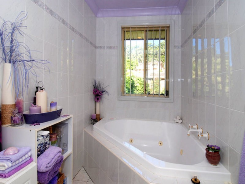 13 Severn Place, Albion Park NSW 2527