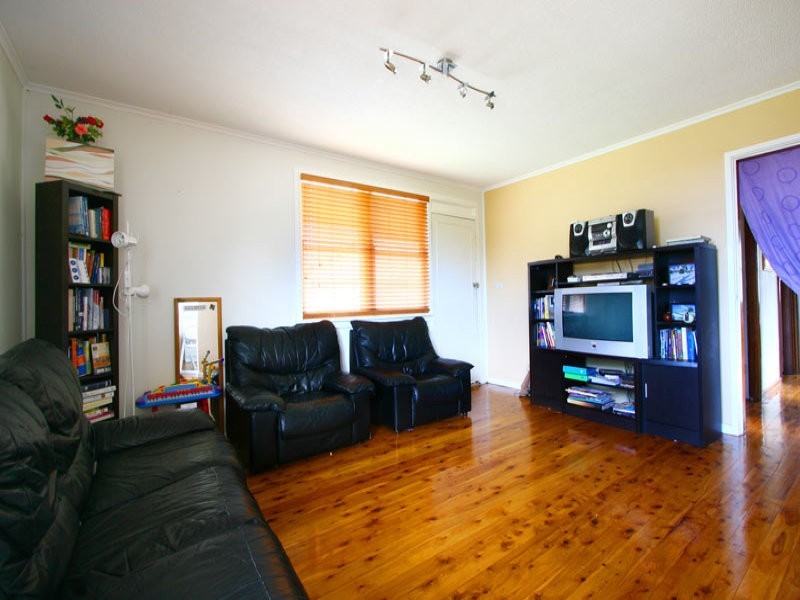 48 Leawarra Avenue, Barrack Heights NSW 2528