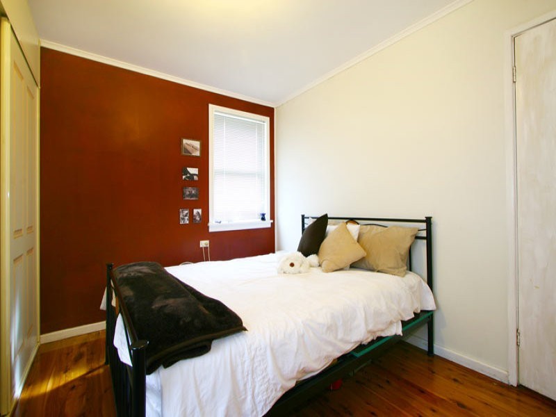 48 Leawarra Avenue, Barrack Heights NSW 2528