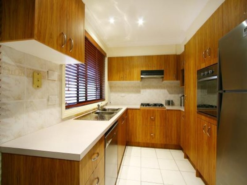 7 Hayes Avenue, Mount Warrigal NSW 2528