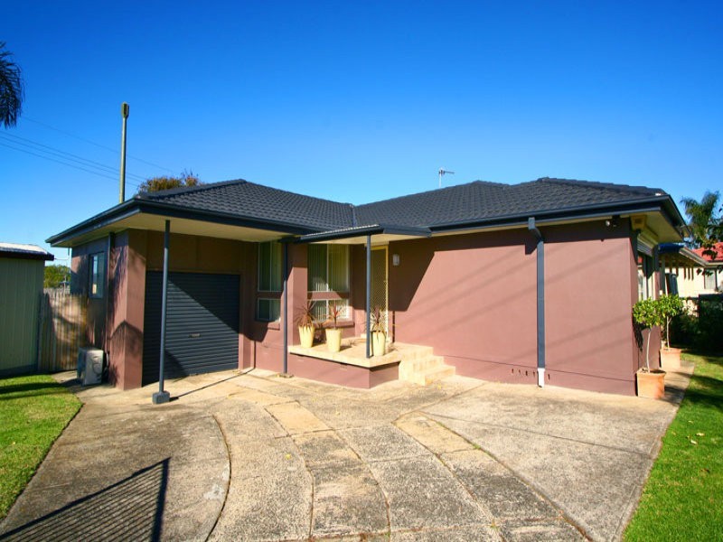 52 Landy Drive, Mount Warrigal NSW 2528