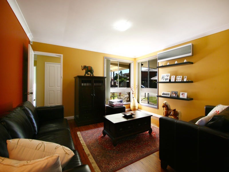 52 Landy Drive, Mount Warrigal NSW 2528