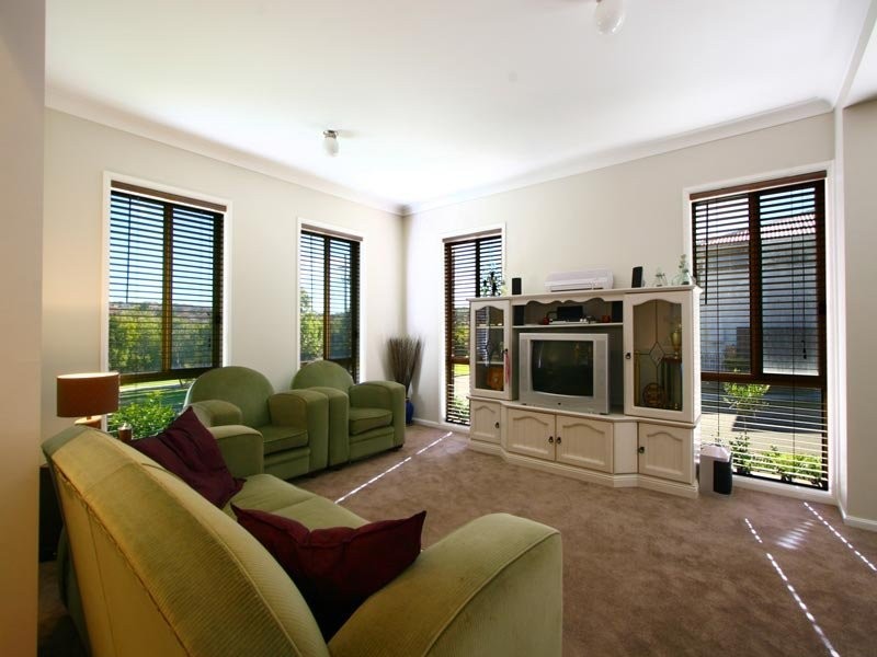 31 Burrinjuck Avenue, Flinders NSW 2529