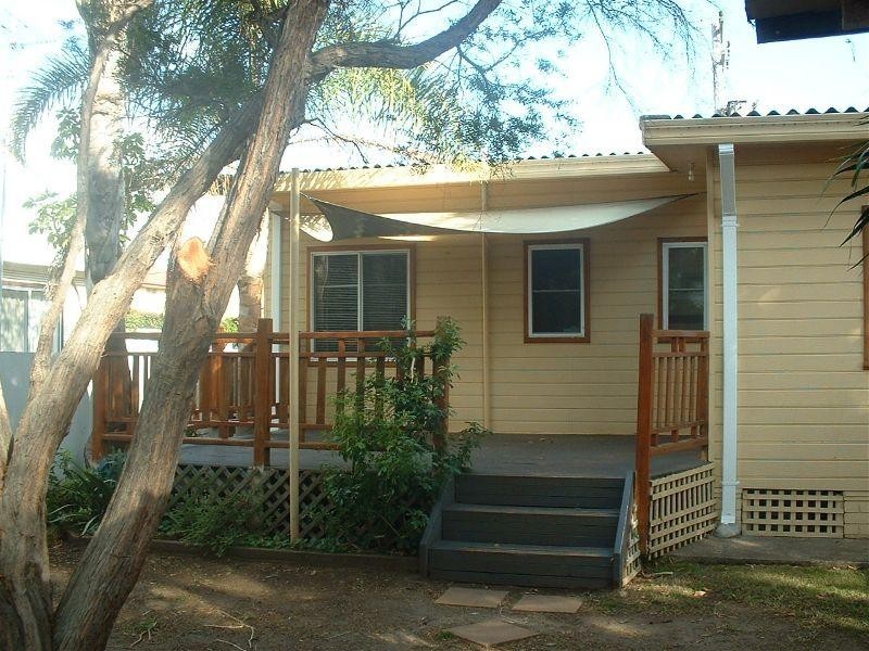 33 Barrack Avenue, Barrack Heights NSW 2528