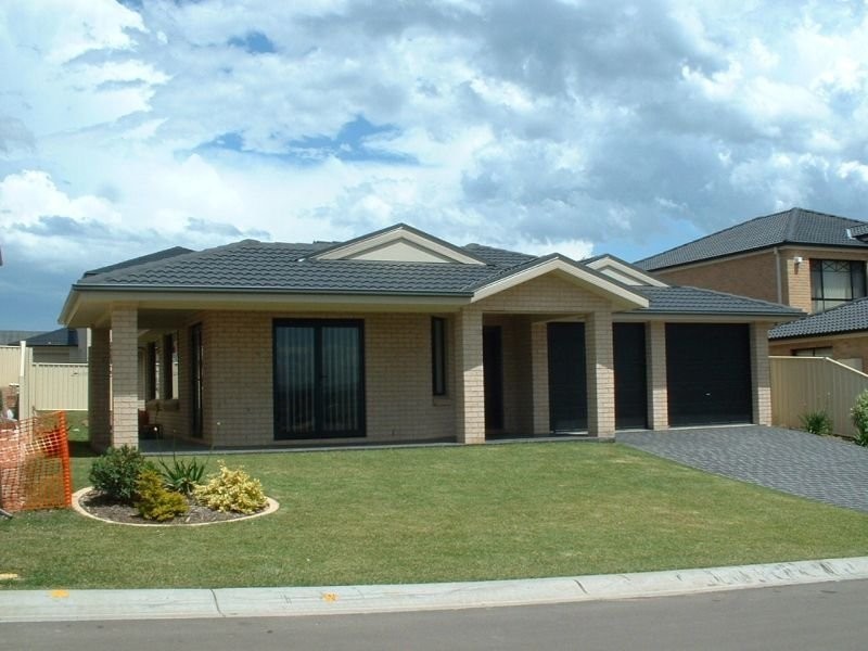 32 Stradbroke Avenue, Shell Cove NSW 2529