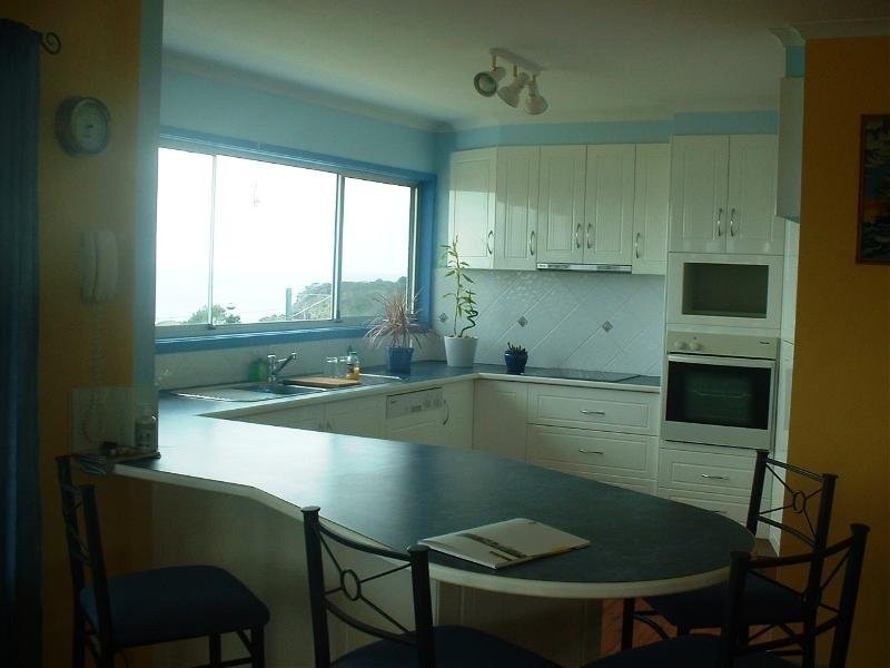 18 Cathedral Rocks Avenue, Kiama Downs NSW 2533