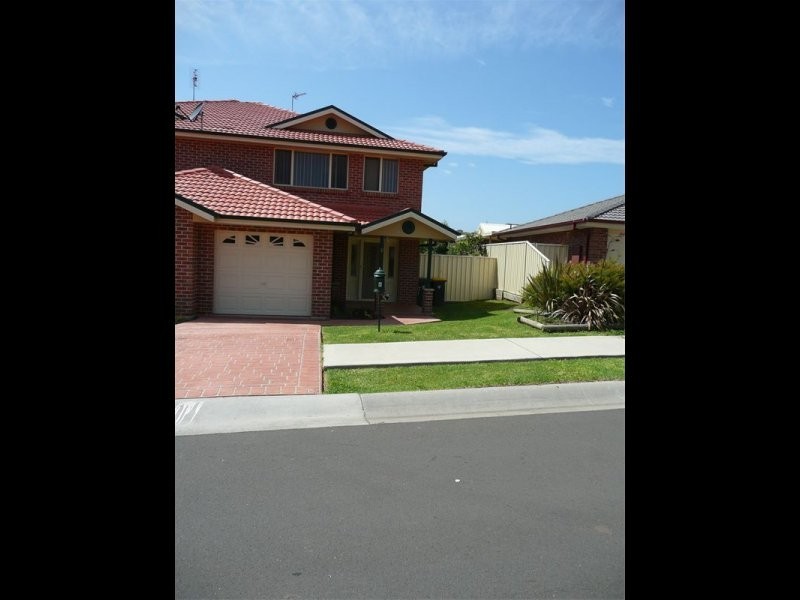8 Wandella Road, Flinders NSW 2529