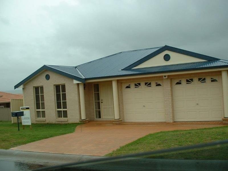 12 Pickersgill Way, Shell Cove NSW 2529