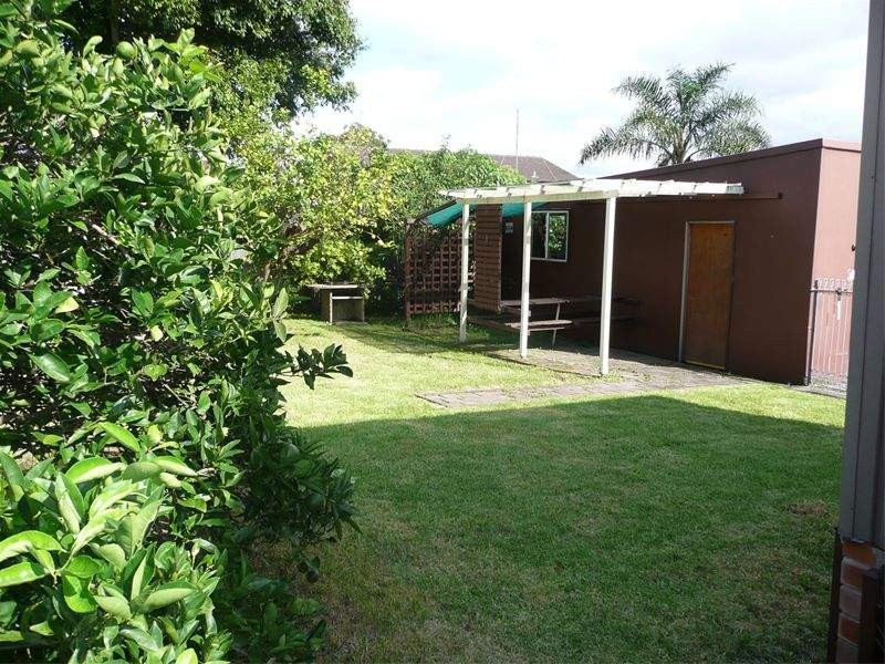 12 Thrower Avenue, Mount Warrigal NSW 2528